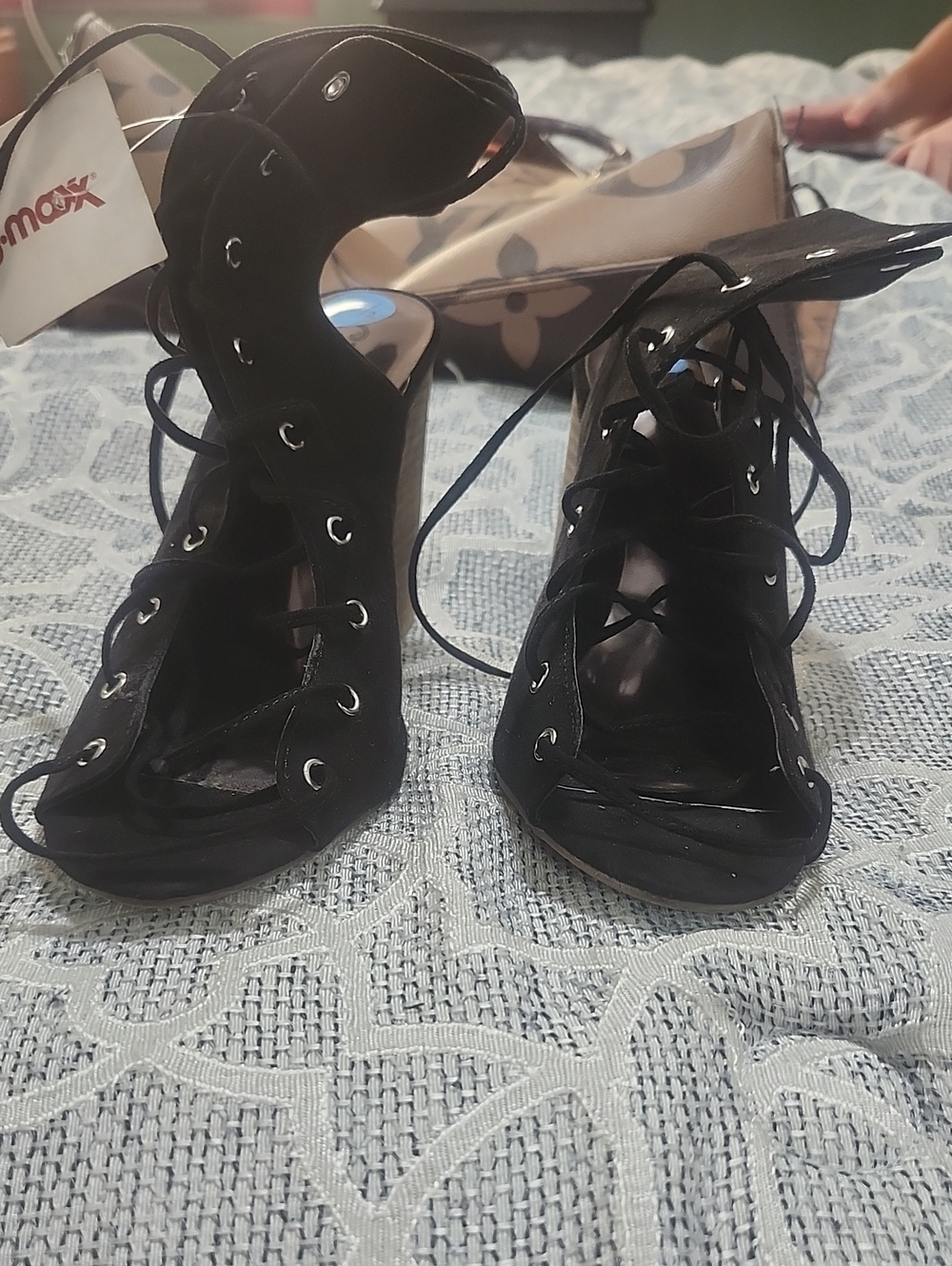 Carlos Santana Women’s Black Lace-Up High Heel Sandals – Unbranded